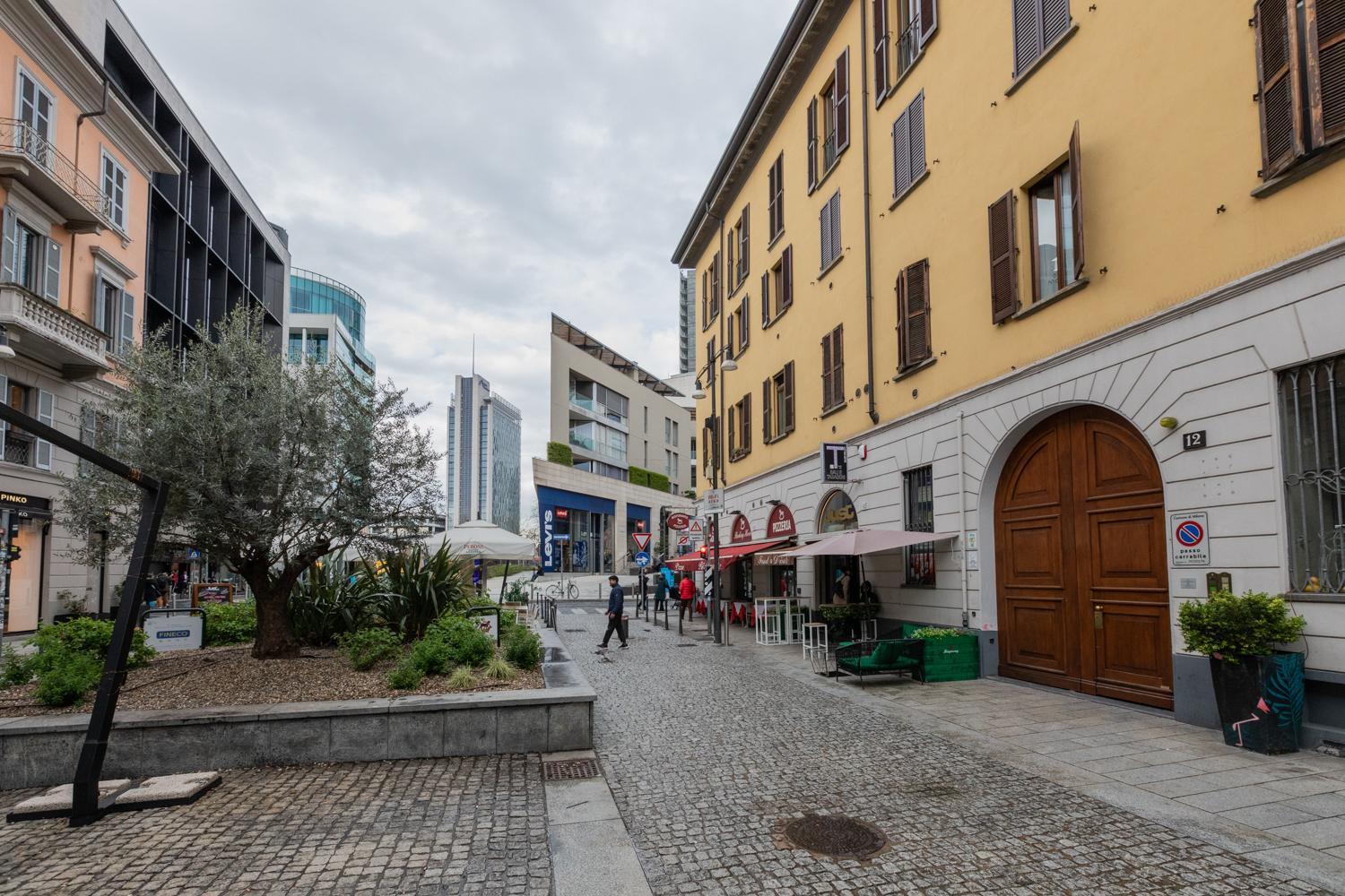 Corso Twelve * Milan